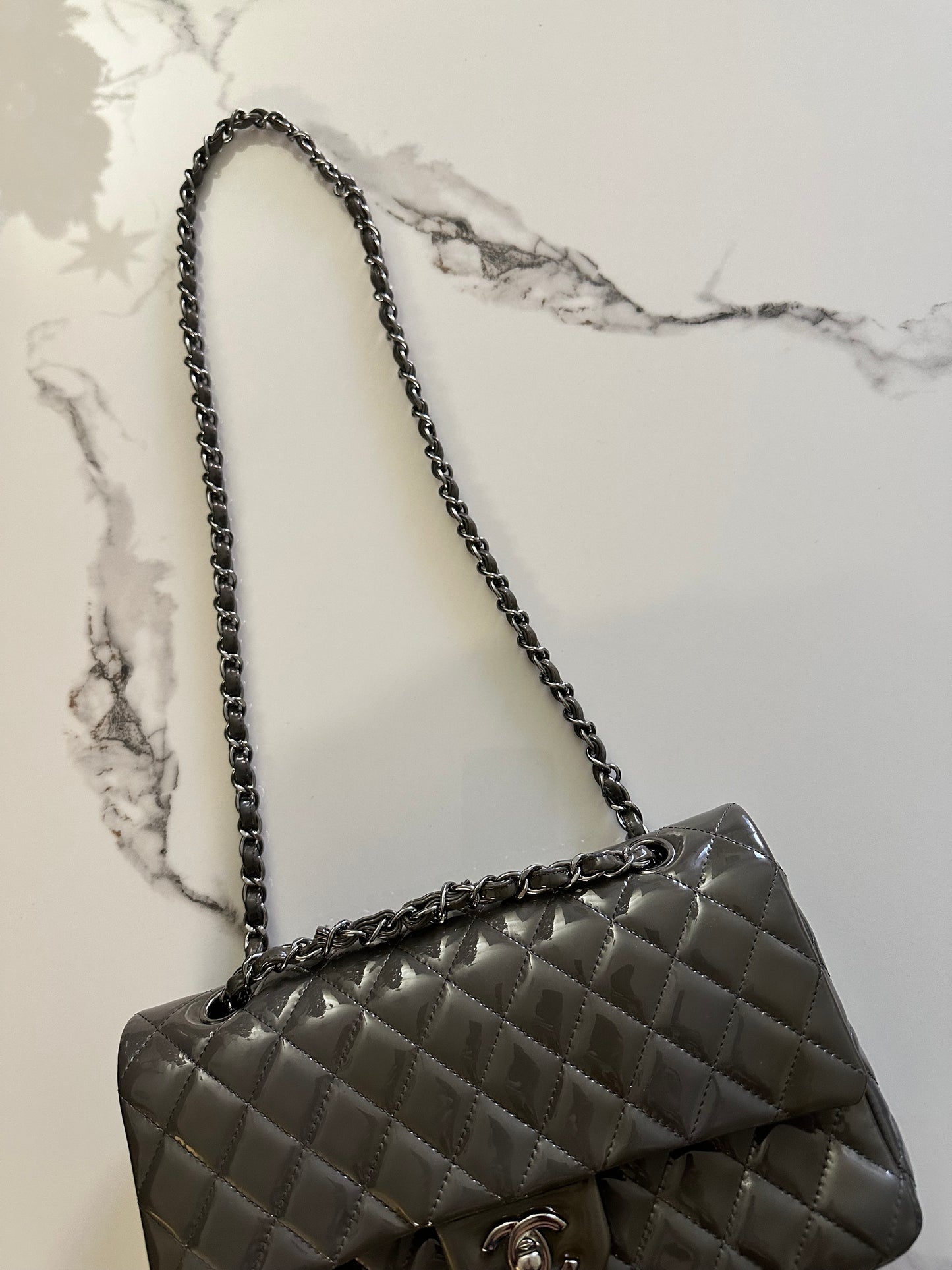 Chanel double flap patent bag (gray/small size)