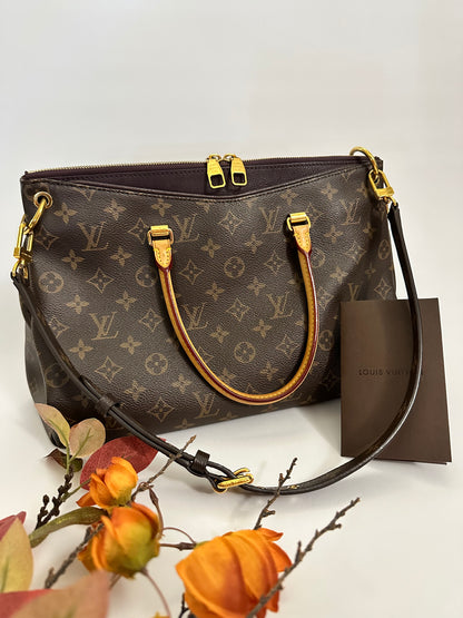 Louis Vuitton Pallas Monogram