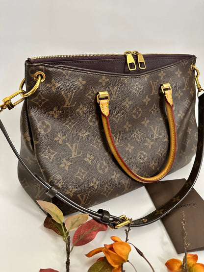 Louis Vuitton Pallas Monogram